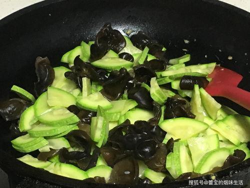 热门瓜料,热门瓜料揭秘，明星幕后真相大曝光！