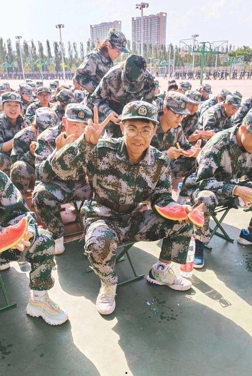 今日吃瓜军训视频播放下载,视频播放下载热潮席卷校园