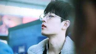 肖战正能量吃黑瓜,巧妙化解网络黑瓜风波