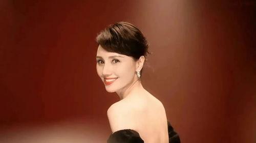 娱乐圈吃瓜杜鹃是谁,吃瓜群众热议的焦点