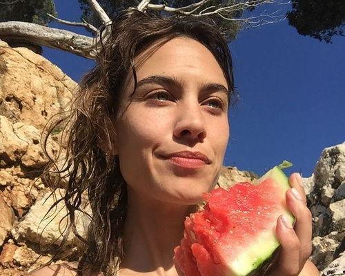 娱乐圈吃瓜照片模板图